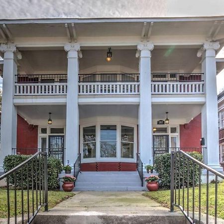 Classic Woodwork And Details In 1912 Colonial Apartment Memphis Exterior photo