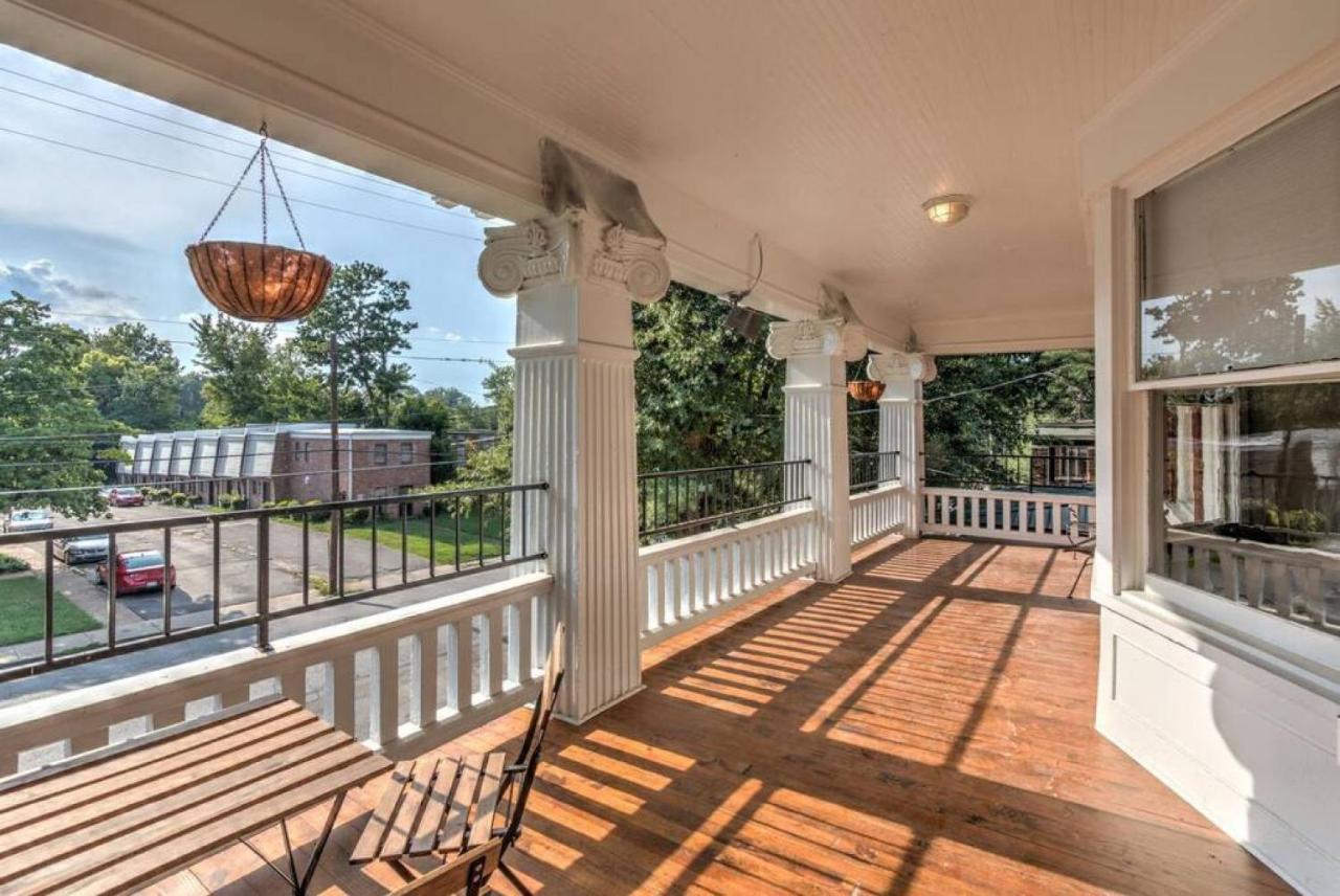 Classic Woodwork And Details In 1912 Colonial Apartment Memphis Exterior photo